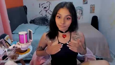 Snapshot of _dayanne_ chatting on October 27, 3:39 am Pao online show from October 27, 3:39 am