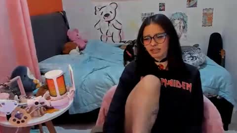 Snapshot of _dayanne_ chatting on September 28, 2:53 am Pao online show from September 28, 2:53 am