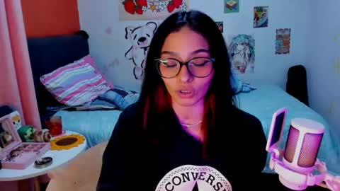 Snapshot of _dayanne_ chatting on December 23, 12:03 am Pao online show from December 23, 12:03 am