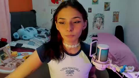 Snapshot of _dayanne_ chatting on December 12, 3:32 am Pao online show from December 12, 3:32 am