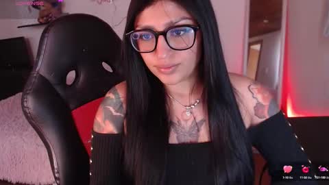 Snapshot of _dennise chatting on October 10, 6:03 pm _dennise online show from October 10, 6:03 pm