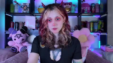 Kate online show from June 3, 7:41 pm