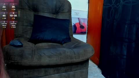 _dominikxxx1 online show from April 13, 12:31 pm