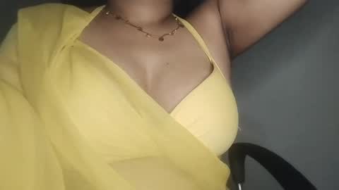 _dreamgirl_0 online show from April 25, 10:28 am