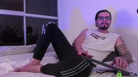  -         online show from April 5, 12:07 am