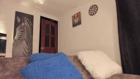 Emilio online show from April 4, 8:43 am