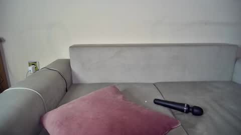 Emma Sugar online show from October 7, 3:57 am