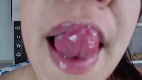 Emily Valencia online show from March 2, 11:39 am