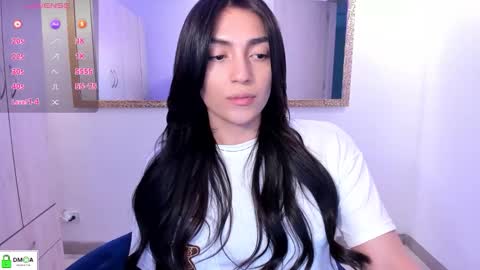  Erica Vanderhill  online show from December 20, 11:01 pm