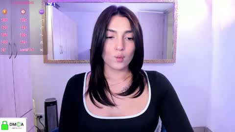  Erica Vanderhill  online show from April 27, 11:02 pm