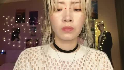 EveEva online show from May 29, 2:09 am