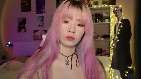 EveEva online show from March 15, 4:28 am