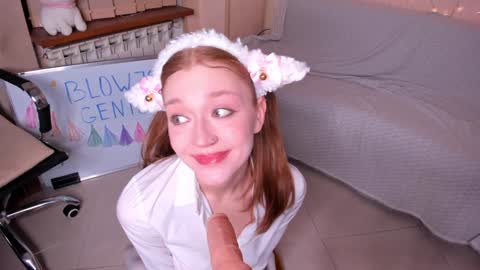 Snapshot of _fieryflash_ chatting on January 19, 5:28 pm Lola 3  online show from January 19, 5:28 pm