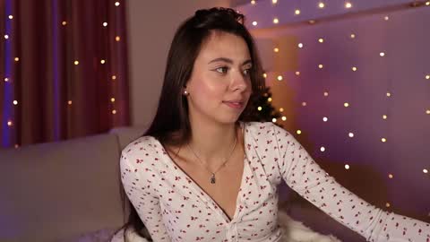 Goldy Grace online show from December 18, 9:36 am