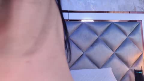 _giggy online show from May 17, 11:52 am