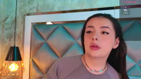 _giggy online show from November 10, 11:35 am