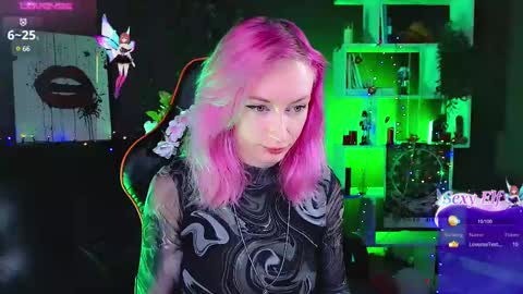 Snapshot of _helencarter chatting on February 22, 8:53 pm Helen Carter 3 Next stream 2330 MSC online show from February 22, 8:53 pm