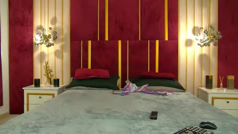 _hot_neighbour online show from November 12, 5:21 am