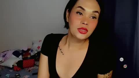 hottiemaze online show from September 26, 11:18 am