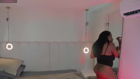 Darlis  online show from November 17, 6:21 pm