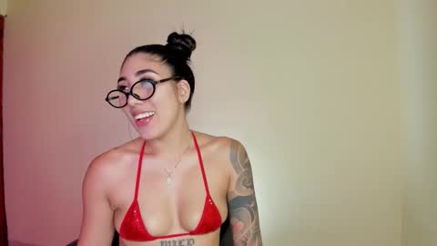 Isabella online show from December 2, 11:03 pm