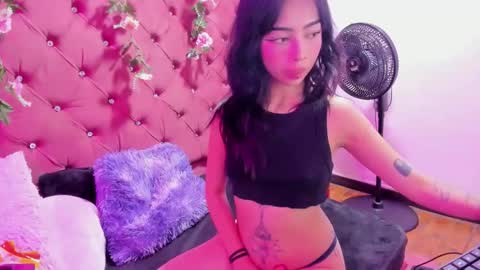  Ivy Luna online show from May 7, 10:05 pm
