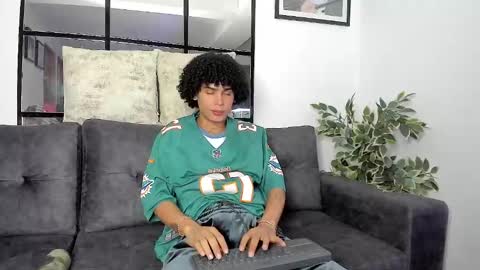 Jay online show from February 6, 11:37 pm