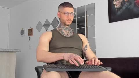 jeison online show from February 4, 7:55 pm