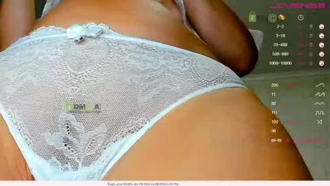 _justcallme_ online show from June 5, 8:36 pm