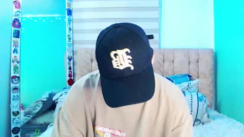 mod online show from February 25, 5:11 am