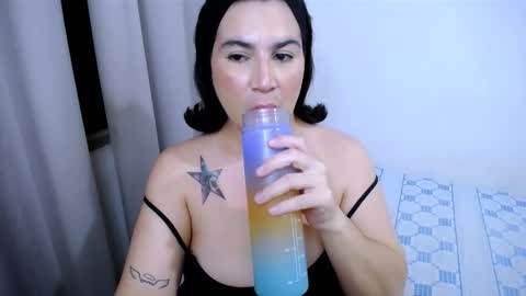 Kade online show from April 28, 2:09 am