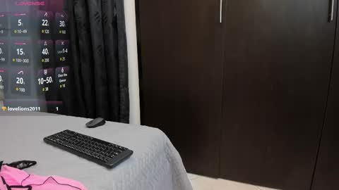 Snapshot of _karla_brunette_ chatting on February 24, 7:52 pm Amanda online show from February 24, 7:52 pm