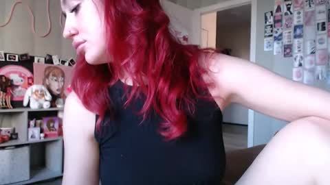 katemiller online show from October 18, 8:51 am