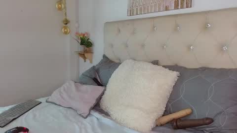 kathy online show from February 23, 3:58 pm