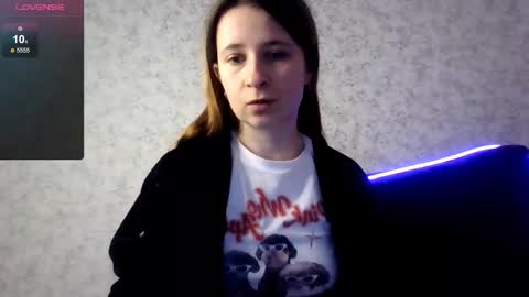 _kylle_ online show from September 27, 10:02 am