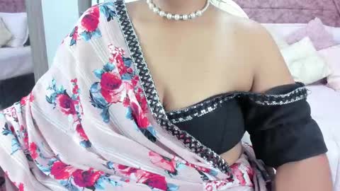 NAILHA SAJANI  online show from February 26, 11:43 am