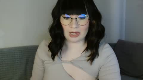 Snapshot of _lalilu_ chatting on January 17, 11:06 am _lalilu_ online show from January 17, 11:06 am