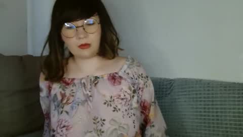 Snapshot of _lalilu_ chatting on January 8, 6:09 am _lalilu_ online show from January 8, 6:09 am