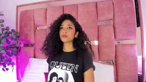 Lanna  online show from February 27, 11:58 am