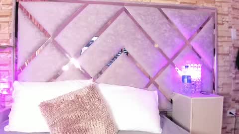 Snapshot of _lanna_jhonson_ chatting on September 25, 10:44 am Lanna online show from September 25, 10:44 am