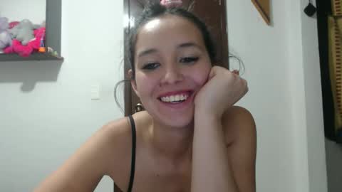 Lauren 3 online show from November 30, 7:15 am