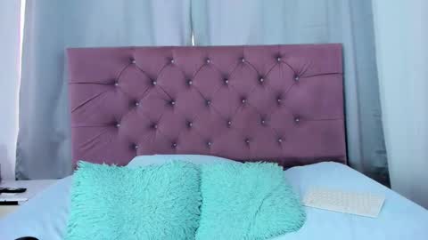 _lexx1e online show from January 10, 1:49 pm