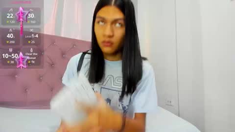 _lexx1e online show from February 9, 1:04 pm