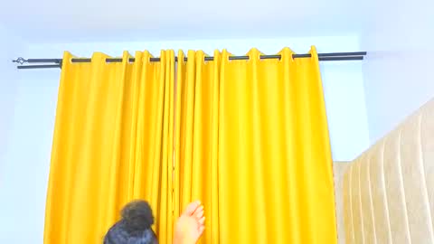 Littlevenus online show from February 25, 1:58 pm