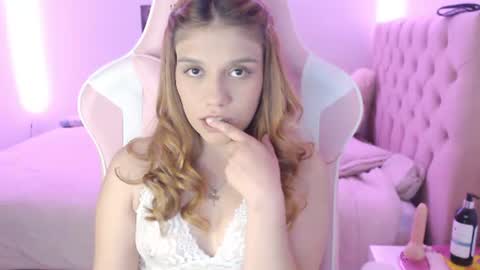 Sofia 3 online show from June 27, 12:38 am