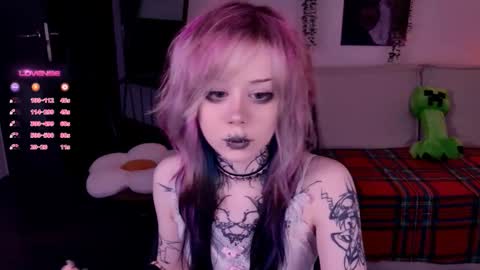 Lolly online show from November 15, 10:39 am