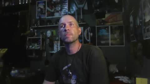 That guy online show from October 21, 4:06 am