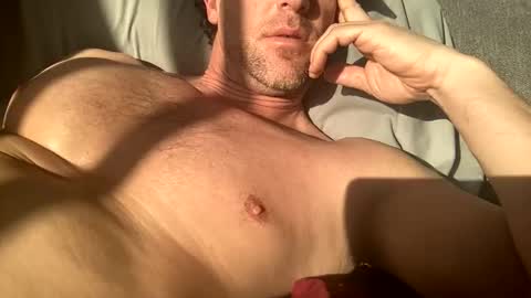 _lululeo_ online show from April 8, 1:19 am