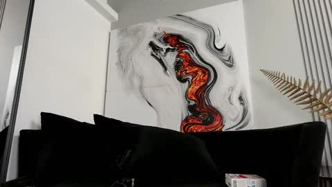 Snapshot of _luna_dupont_ chatting on February 1, 11:53 am  Luna  online show from February 1, 11:53 am