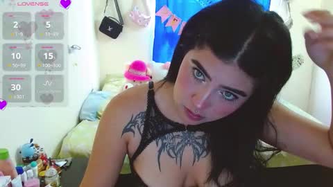 Snapshot of _luna_torres chatting on September 20, 12:19 pm luna torres online show from September 20, 12:19 pm